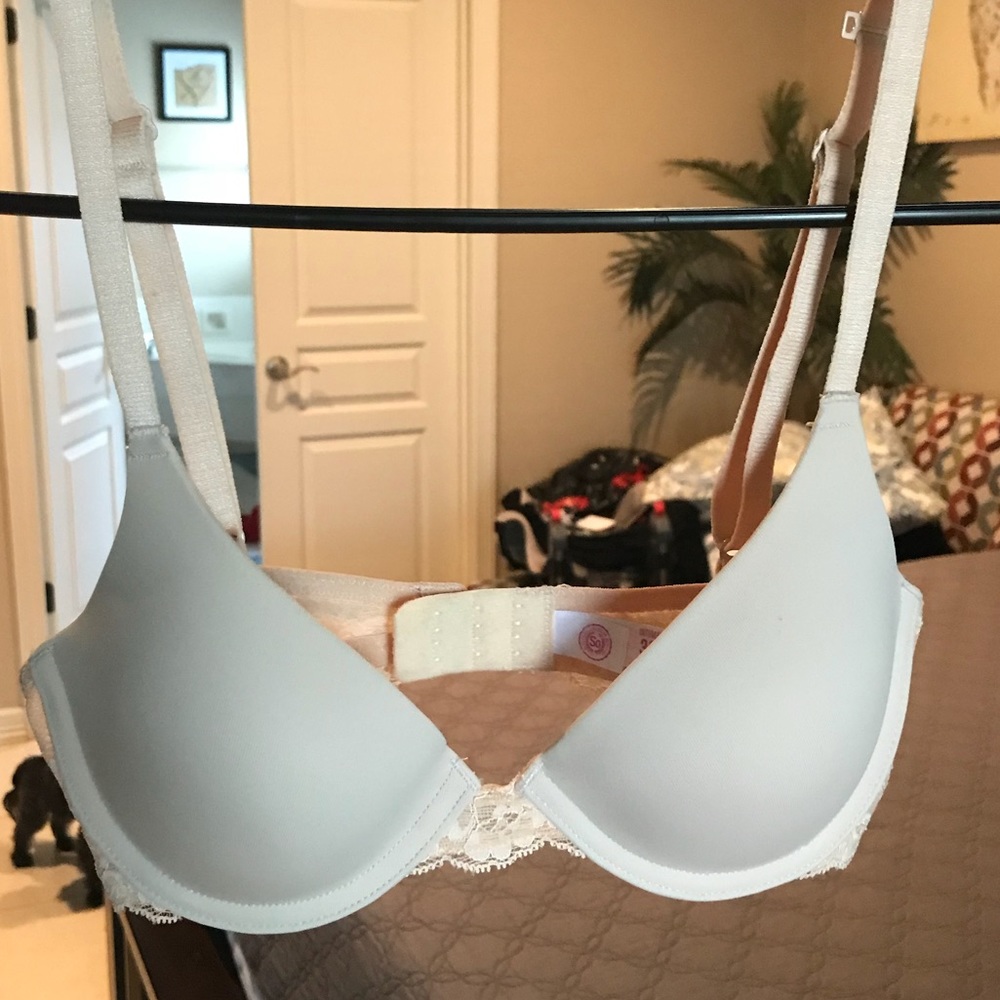 Intimates / Bra Beige NEW WOT